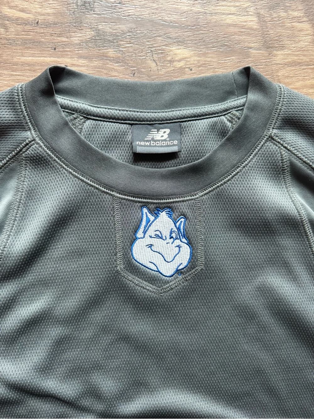 Men’s New Balance St Louis Billikens Long Sleeve Shirt Size XL